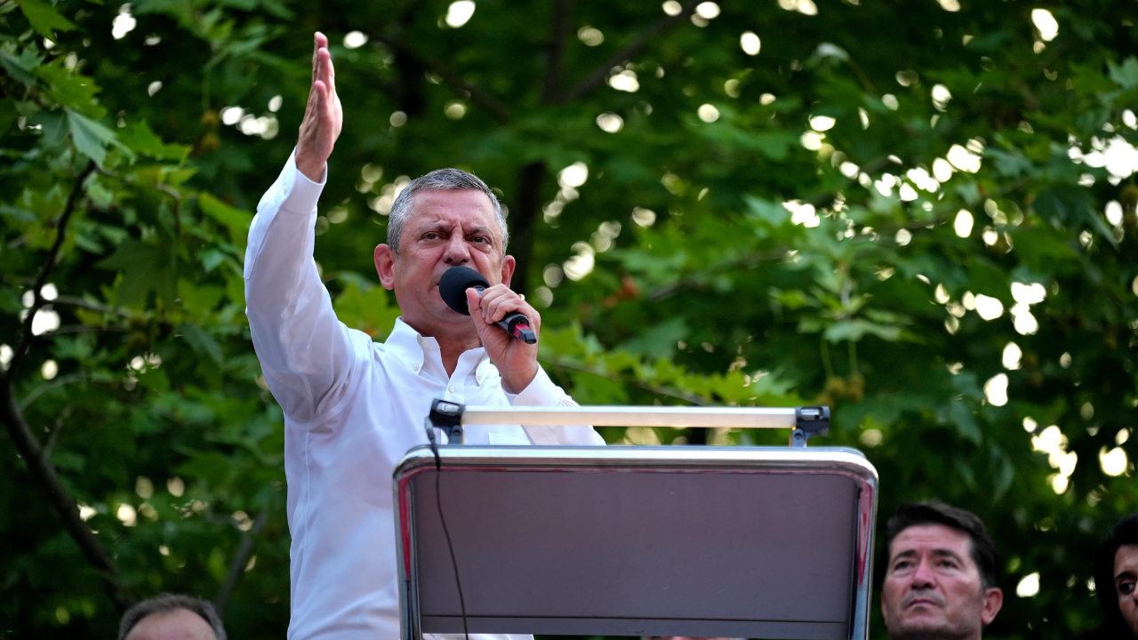 Özgür Özel: Kale siyaseti bitmiştir, biz bu direnişten alnımızın akıyla çıktık