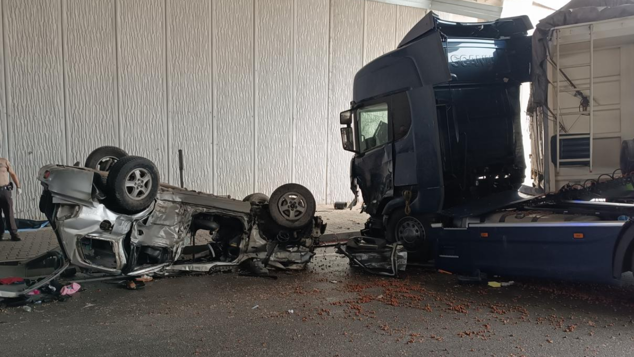 Kastamonu'da feci kaza: Biri çocuk 3 kişi hayatını kaybetti, 5 yaralı!