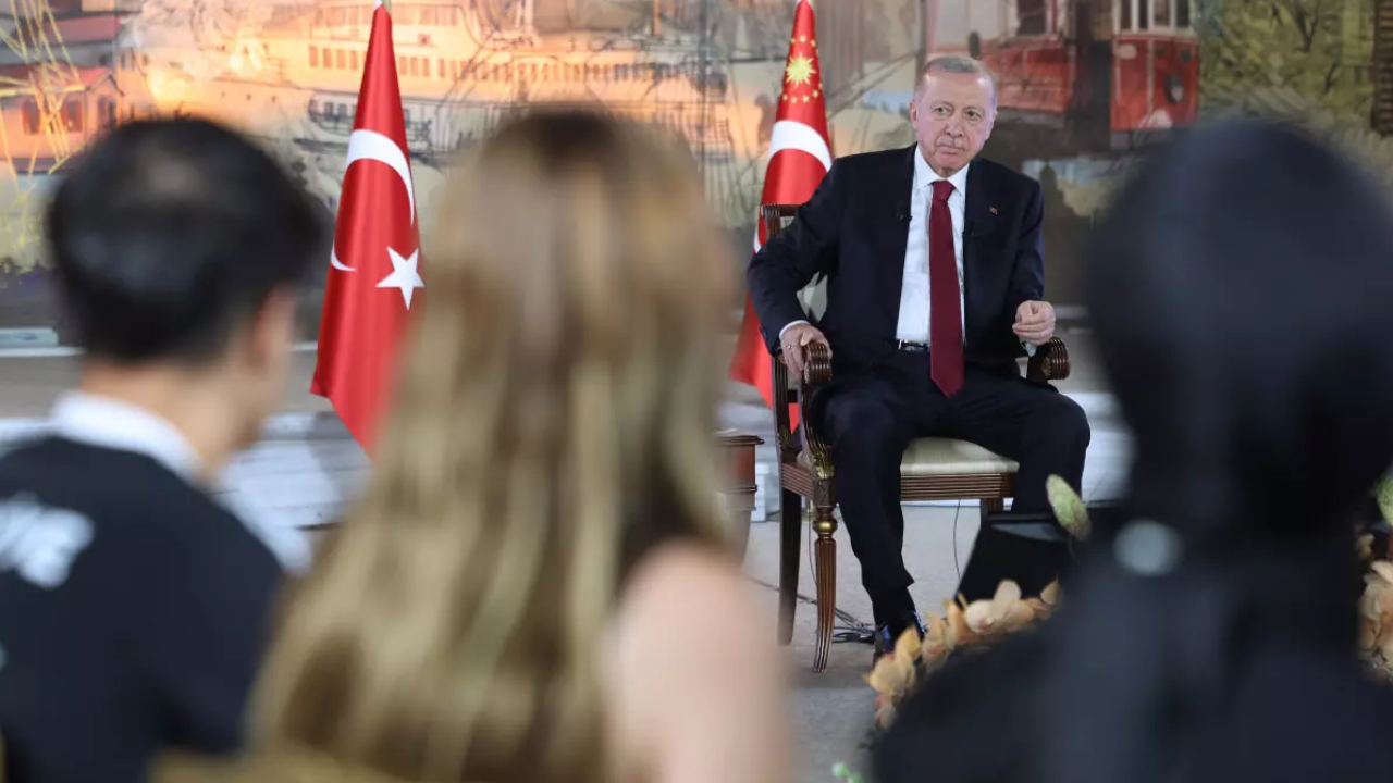 Cumhurbaşkanı Erdoğan’dan gençlerle tütün mücadelesi mesajı