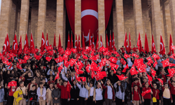 23 Nisan coşkuyla kutlanıyor