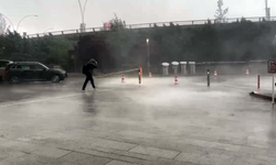 Ankara’da sağanak ve fırtına yaşamı felç etti!