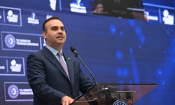 Bakan Kacır’dan sanayi ve KOBİ’lere destek mesajı: Potansiyelimizi heba etmeyeceğiz!