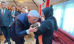 Dervişoğlu’ndan şehit annelerine mesaj: Nefes aldığım sürece yanınızda saf tutacağım