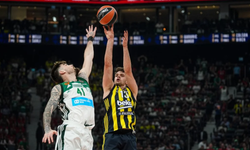 Fenerbahçe Beko’dan tarihi zafer: Finalde şampiyonluk için sahaya çıkacak