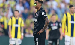 Kadıköy’de derbiye gölge düştü: Lazerli müdahale sonrası bir kişi gözaltında!