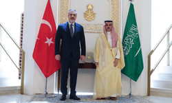 Bakan Fidan ve Suudi Mevkidaşı Riyad’da Bir Araya Geldi