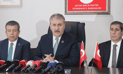 Mustafa Destici: Terör örgütü silah bırakmak zorunda kaldı