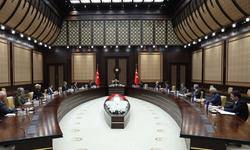 Erdoğan’dan politika kurullarına vizyon çağrısı: 2028'e güçlü bir çerçeveyle çıkacağız