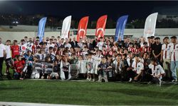 Beşiktaş U-16 Takımı Şırnak’ta kardeşlik ve dostluk rüzgarı estirdi