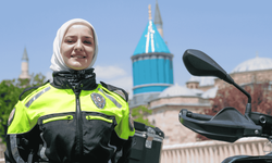 Hayalini kurduğu meslekte motosiklet tutkusu ile görev yapıyor