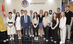 TEDÜ öğrencilerinden bilişim yarışmasında büyük başarı