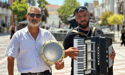 Edirneli akordeoncu Aşkım Yeşilli’den sıcaklara tepki