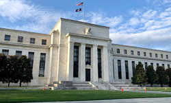 Fed faiz kararı açıklandı: Trump baskısına rağmen pas