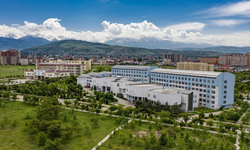 Kırgızistan-Türkiye Manas Üniversitesi’nde tıp eğitimi başlıyor