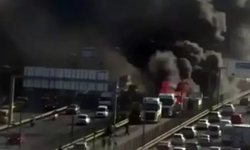 İstanbul'da metrobüs yangını