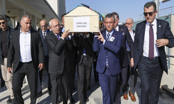 Özgür Özel ve Kılıçdaroğlu, Namık Tan’ın annesinin cenazesine katıldı
