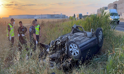 Tekirdağ'da otomobil menfeze çarptı, 2 kişi hayatını kaybetti