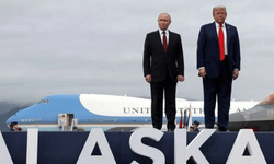Trump-Putin Alaska Zirvesi’nde güvenlik skandalı: Gizli belgeler otelde unutuldu