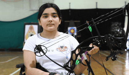 Deprem Feyza Nurkaya'yı vurdu; O hedefi 12'den vuruyor