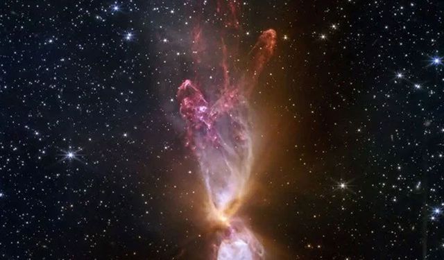 NASA yeni galaksiyi açıkladı: Nedir bu Büyük Tekerlek Galaksisi?