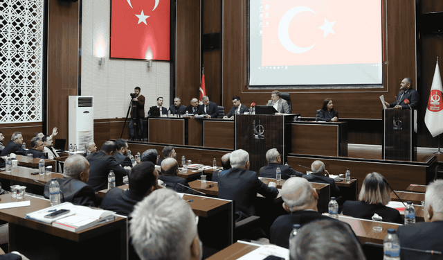 Mesut Özarslan: Keçiören'i geleceğe hazırlıyoruz
