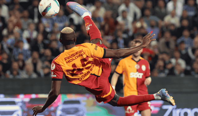 Osimhen tarihe geçti: Jardel'in gol rekorunu kırdı