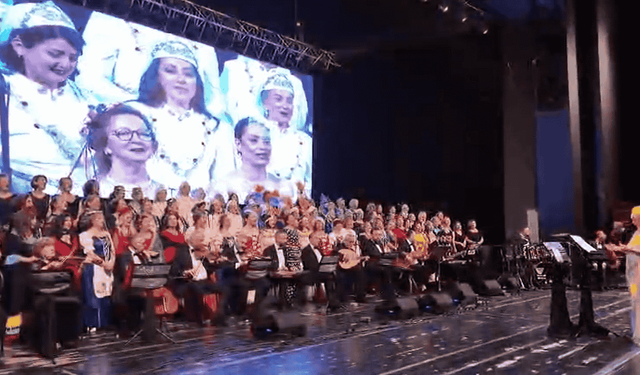 Nilüfer Kadın Korosu 20 yılda 200 konser verdi