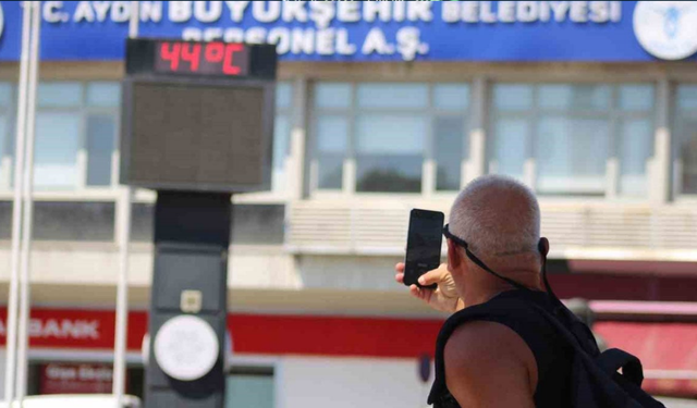Türkiye kavruluyor: 45 dereceyi aşan sıcaklıklar geldi