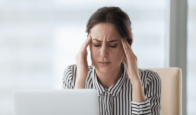 Yaz sıcakları baş ağrısını tetikliyor! Baş ağrısı nasıl geçer?