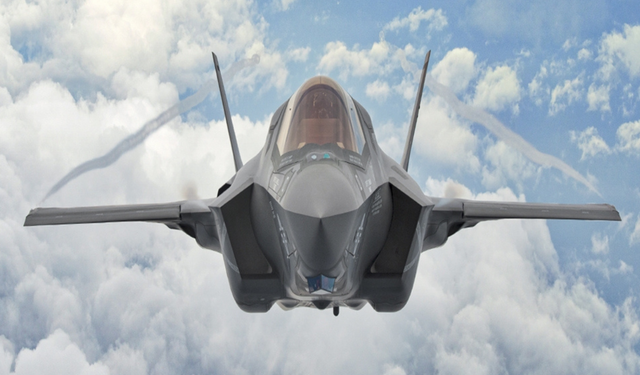 ABD'nin F-35 savaş uçağı düştü