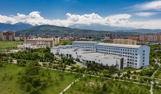 Kırgızistan-Türkiye Manas Üniversitesi’nde tıp eğitimi başlıyor