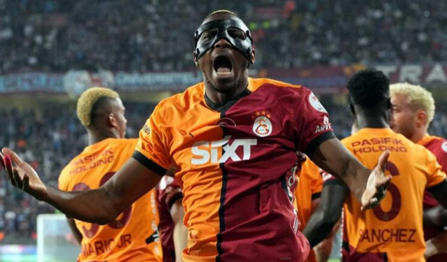 Osimhen Napoli'ye rest çekti: Galatasaray heyeti uçağa binmedi