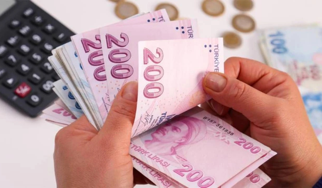 Memur-Sen’den 2026 için zam ve ikramiye talebi