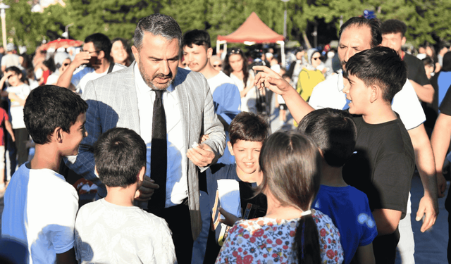 Pursaklar'da 4. Çocuk Şenliği başladı: Eğlence mahallelere taşındı