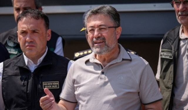 Bakan Yumaklı: 4 ilde 5 yangın kontrol altında