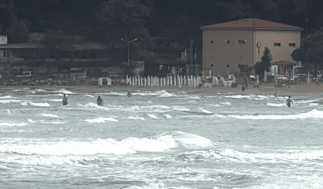 Bartın sahillerinde deniz yasağı