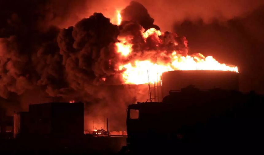İsrail'den Yemen'e hava harekâtı: Hudeyde Limanı ve çimento fabrikaları vuruldu