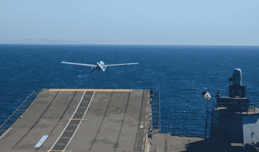 Bayraktar TB3’ten TCG Anadolu’ya tarihi 4 sorti