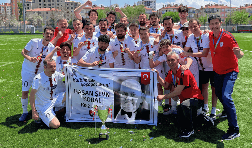 Ankara İşitme Engelliler Spor Kulübü, Süper Lig’e yükselerek şampiyonluğunu ilan etti