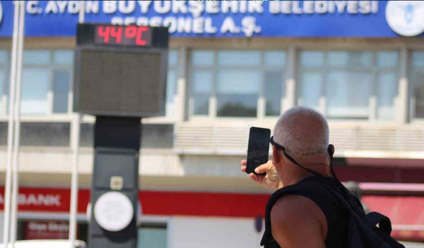 Türkiye kavruluyor: 45 dereceyi aşan sıcaklıklar geldi