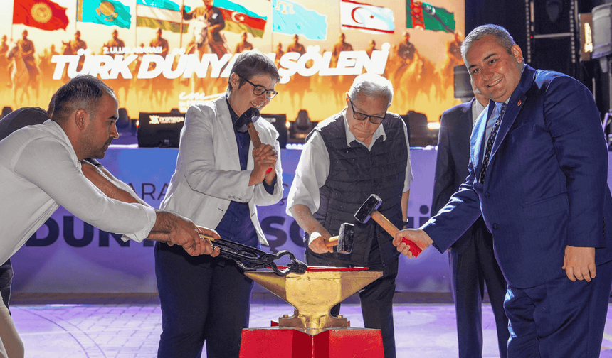 2. Uluslararası Keçiören Türk Dünyası Şöleni kardeşlik ruhuyla sona erdi