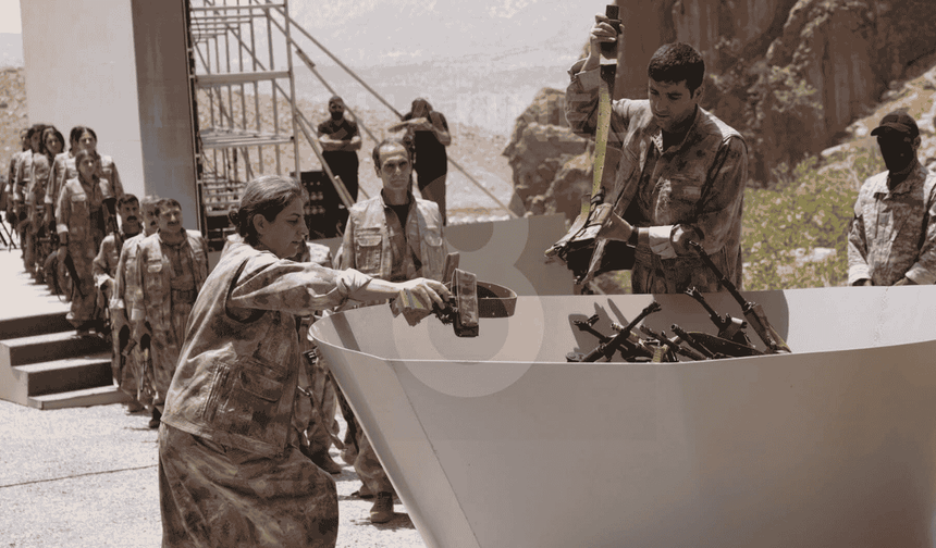 PKK ilk silahları bıraktı
