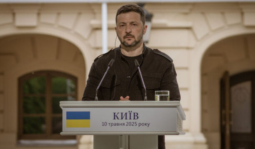 Zelenskiy'den tüm dünyaya rejim değişikliği uyarısı