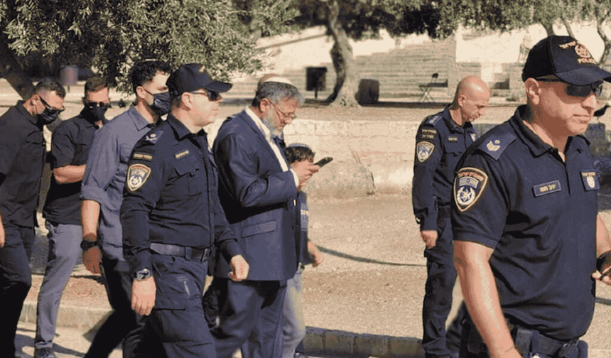 İsrail'den Mescid'i Aksa'da tarihi provokasyon! İsrail statüyü çiğnedi