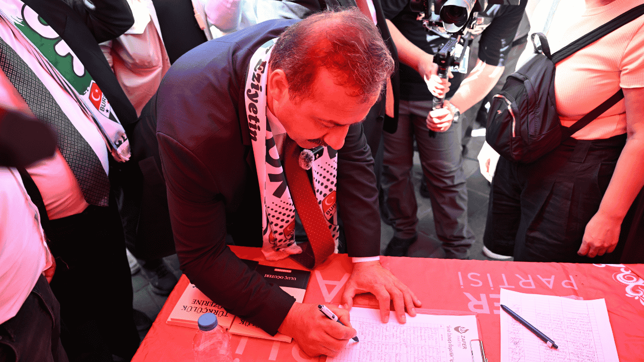 Yavuz Agiralioglu Zafer Partisi (2)